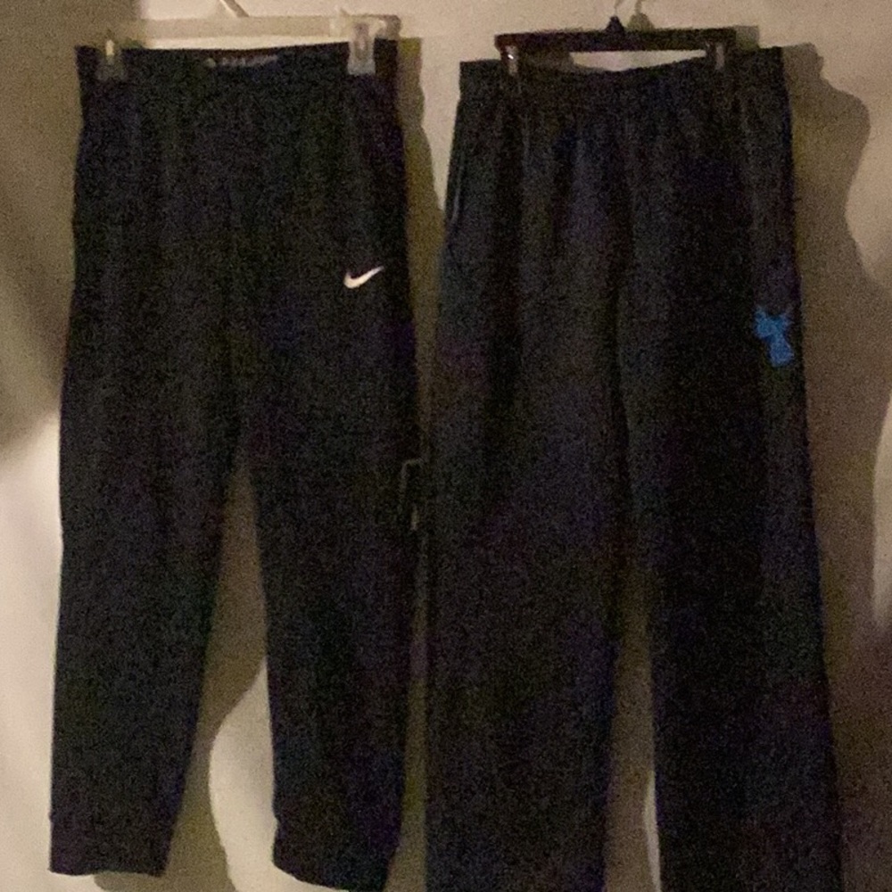 Nike black & Under Armor gray unisex sweat pants with pockets # large youth